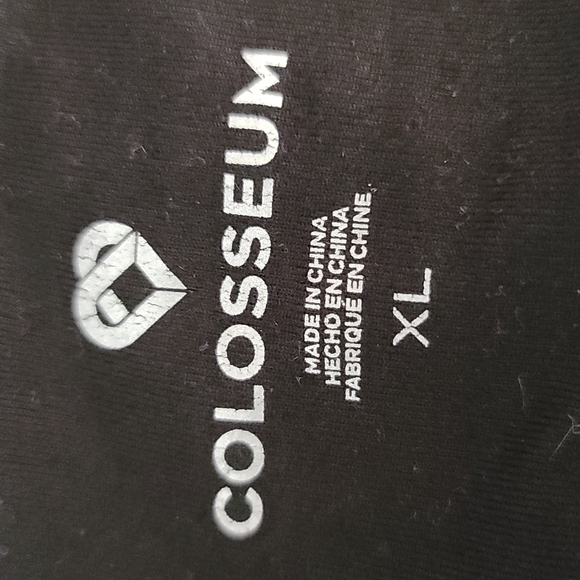 Yoga Capris with Pockets - Picture 2 of 2